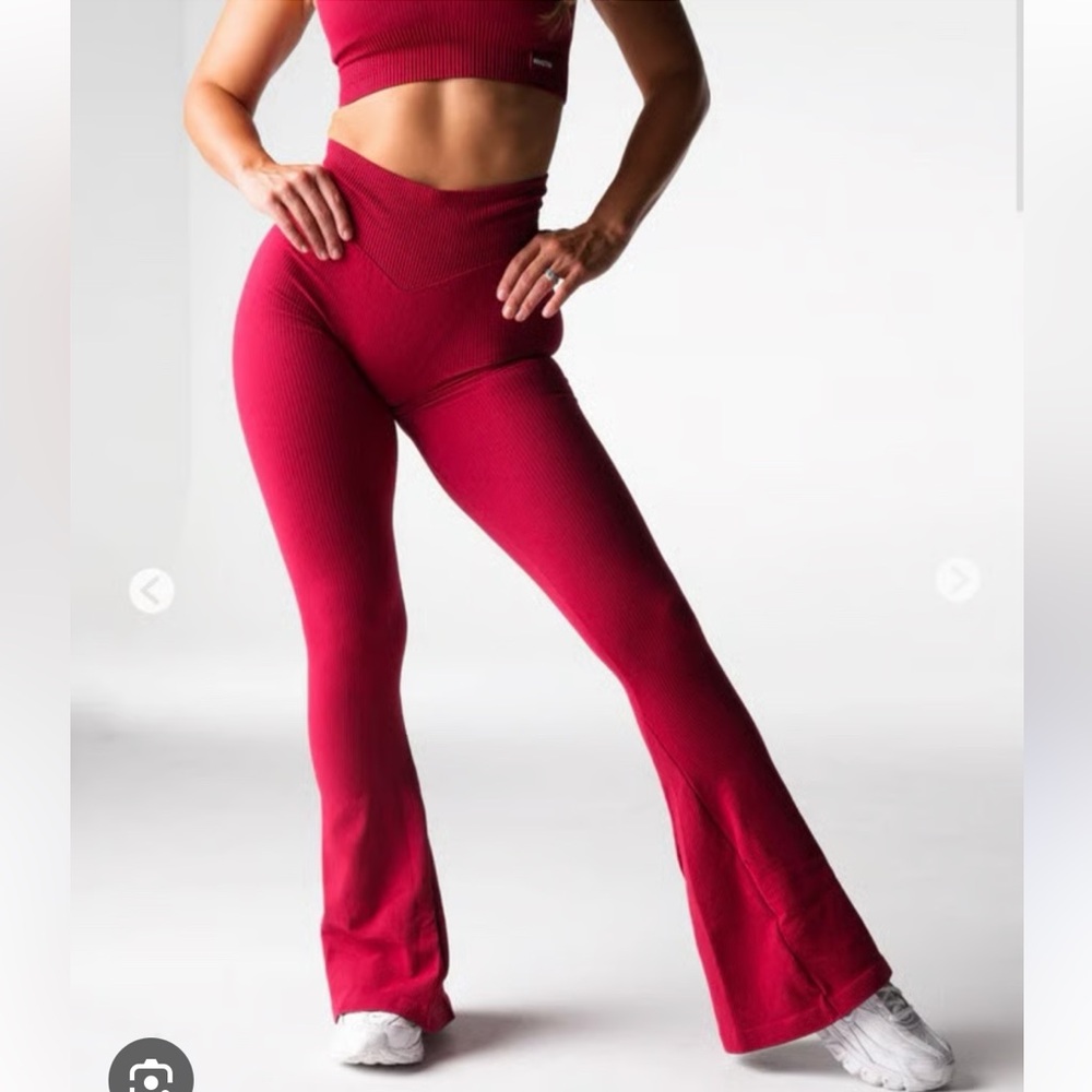 NWT Nvgtn Ribbed set